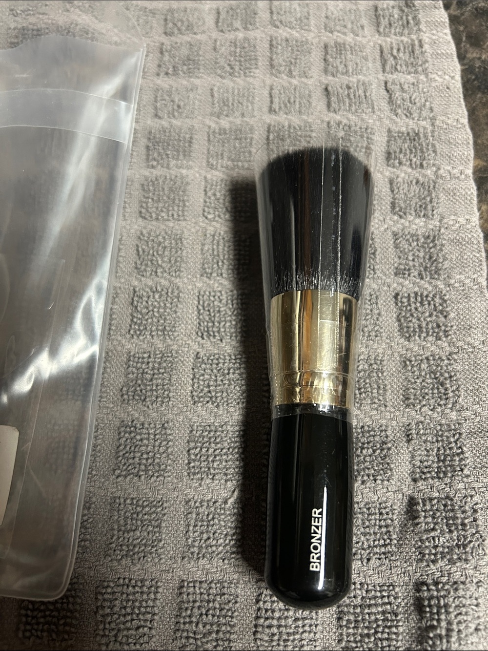 Laura Mercier Bronzer Brush - Picture 3 of 4